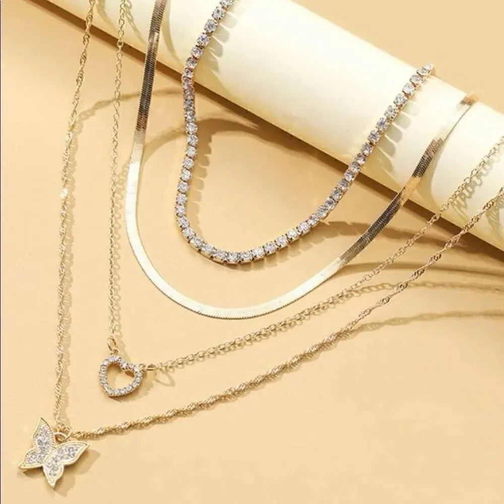 ✨ 5 piece gold tone necklaces ✨​​​​​ - Picture 2 of 4